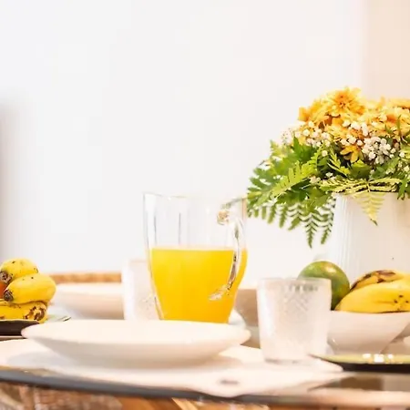 Cozy Sea View Near & Airport Апартаменты Понта-Делгада