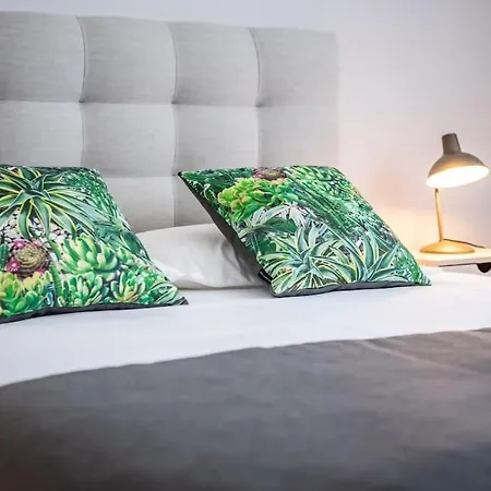 Apartment Cozy Sea View By Citadine *