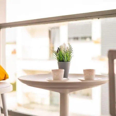 Cozy Sea View By Citadine Apartment *